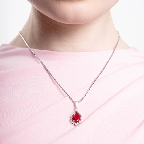 Wisior z rubinową cyrkonią srebro