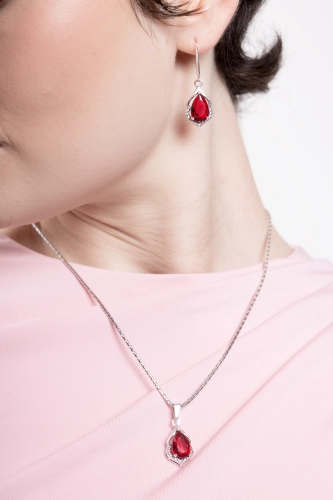 Komplet z rubinowymi cyrkoniami srebro