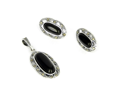 Komplet z markazytami i onyksem