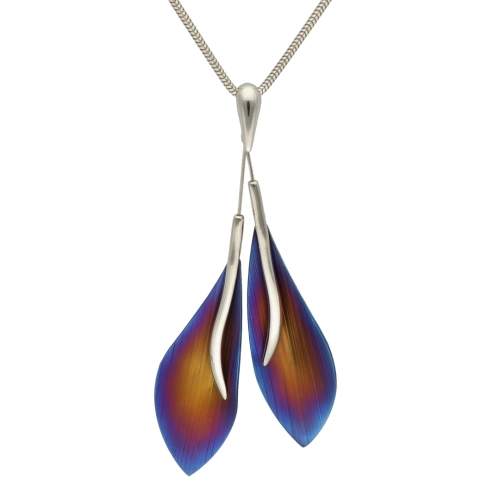 Wisiorek kwiat tytan ombre