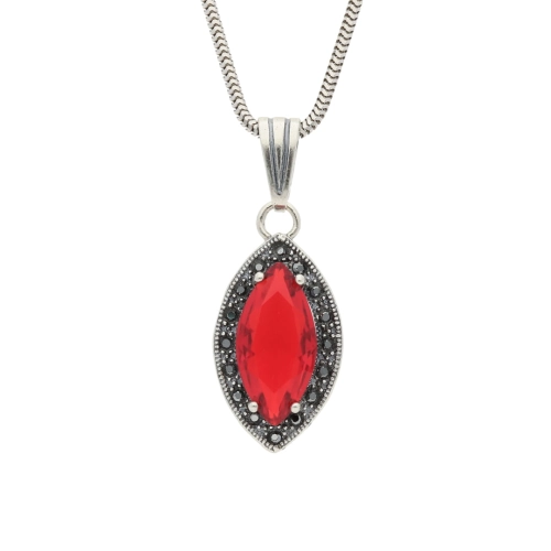 Wisior z czerwoną cyrkonią srebro oksydowane